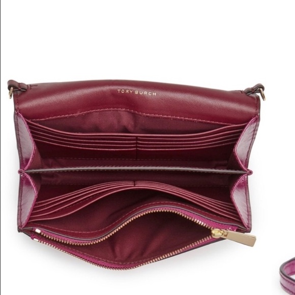 Tory Burch Leather Wallet on chain - Picture 2 of 4